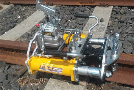 Hydraulic Weldtrimmer TSA 220/2 with manual pump